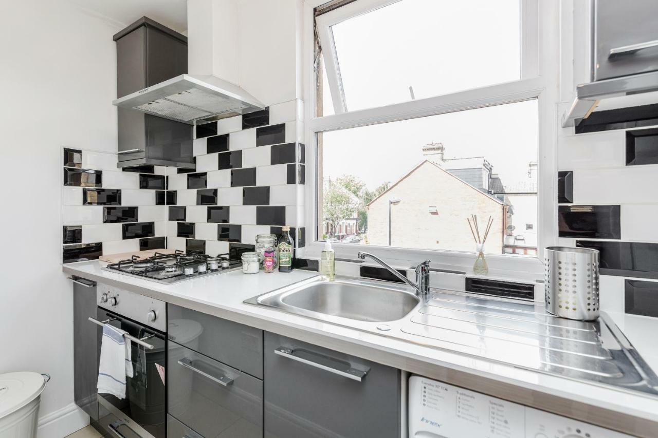 Welcomestay Clapham Junction 2 Bedroom Apartment Londra Dış mekan fotoğraf