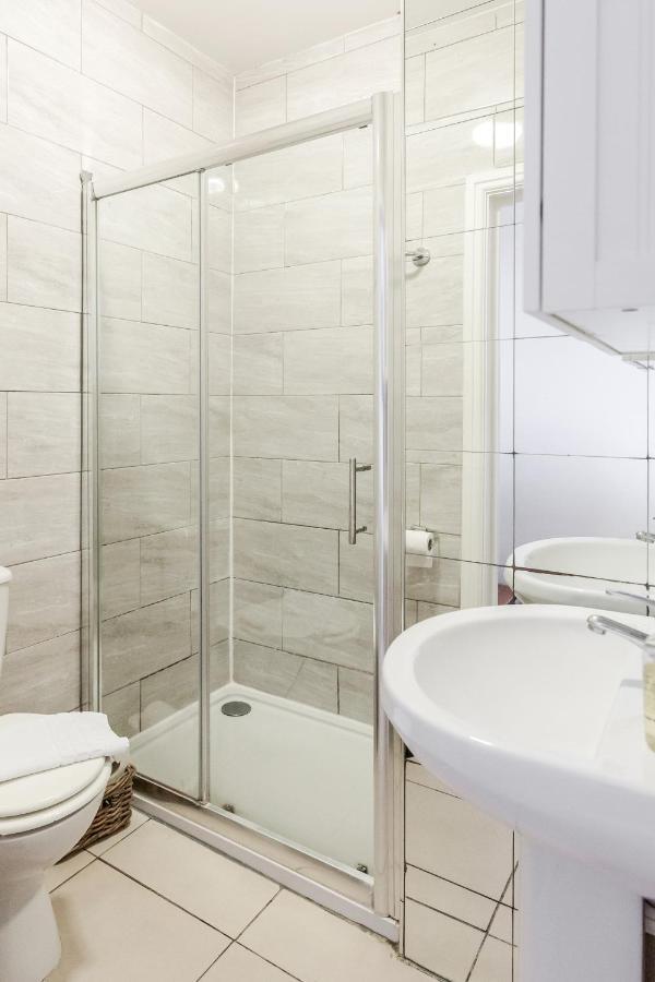 Welcomestay Clapham Junction 2 Bedroom Apartment Londra Dış mekan fotoğraf